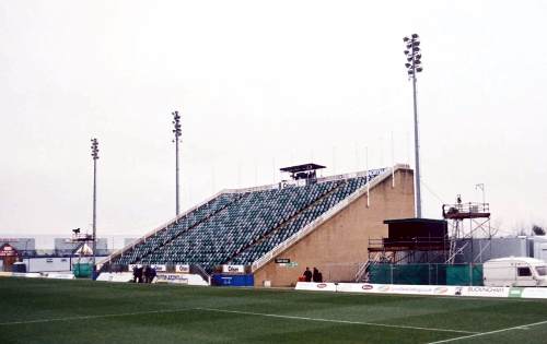 National Hockey Stadium, Milton Keynes - Gegentribne (South Stand)