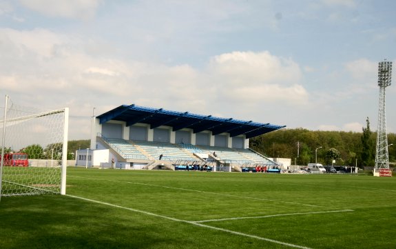 Stadionul Centrul National Academica de Futbol Mogoşoaia
