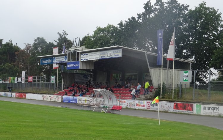 Stadion Deininger Weg